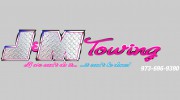 J & M Towing