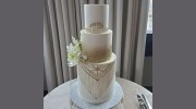 Above & Beyond Wedding Cakes