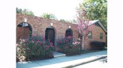 Paws & Claws Veterinary Hospital