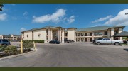 Lonestar Inn & Suites