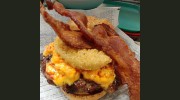 Fressers Courtyard Cafe & Cater