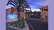 Sandpiper Lodge