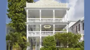 Island City House Hotel